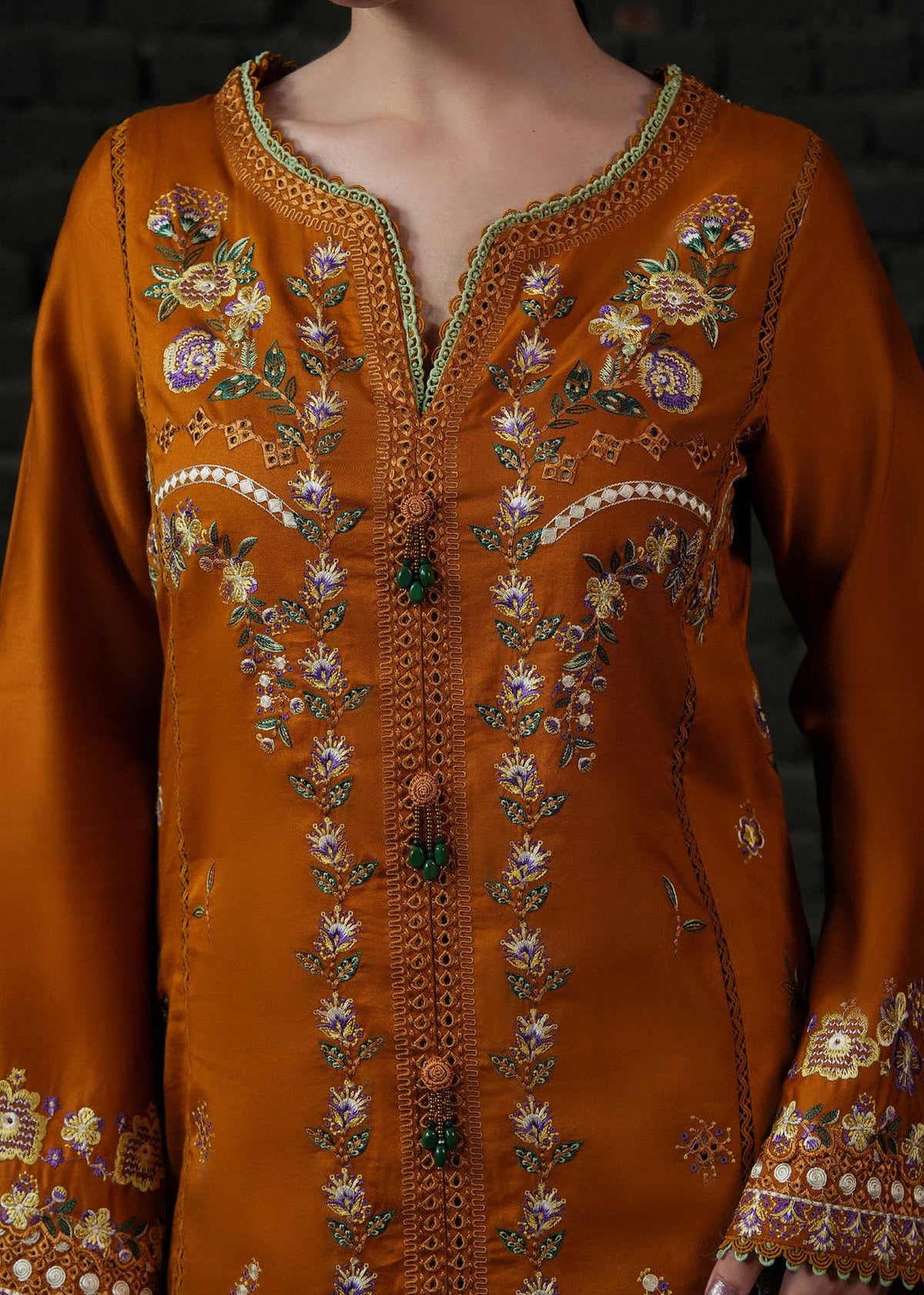 MSD-03 orange outfit 03397