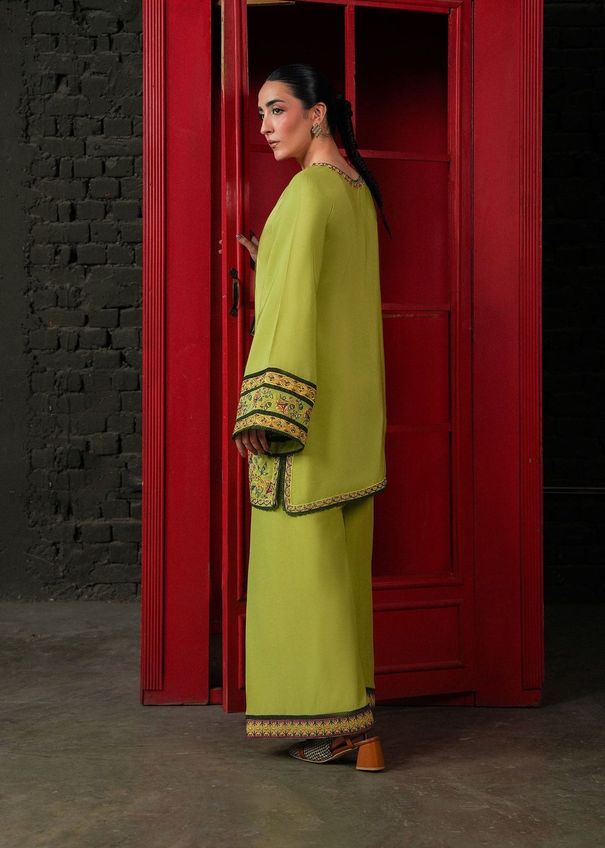 MSD-06 green outfit 03252