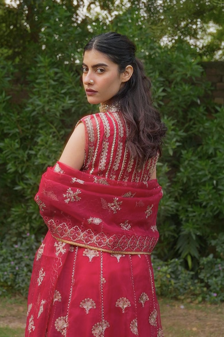 Fariha Sheikh (EZLYN)